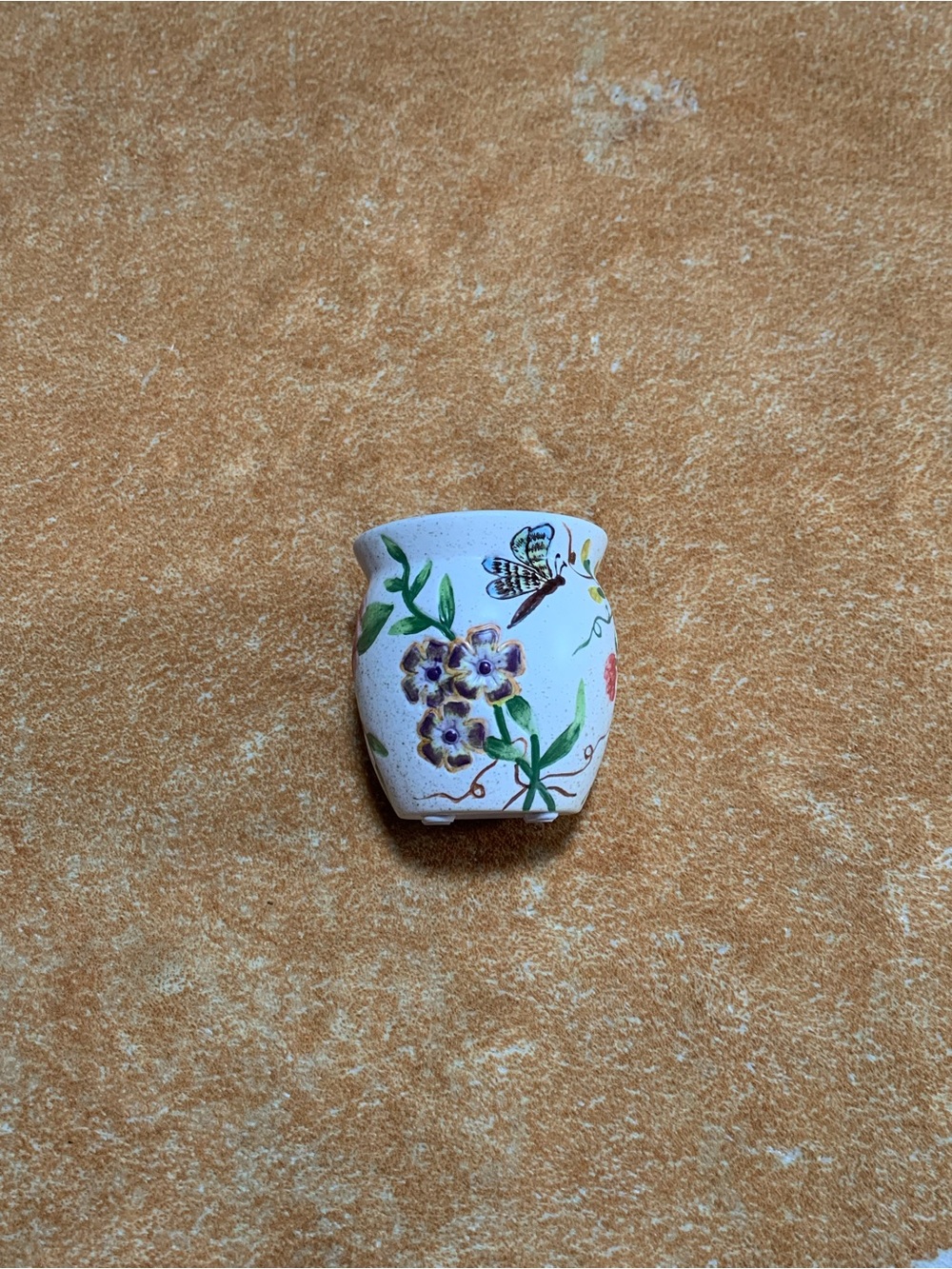 Yankee Candle Hand-painted ceramic pot with dragonfly and floral designn